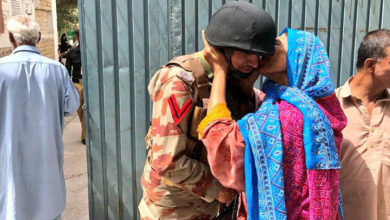 Pakistani army, Pakistani elections, voters, love