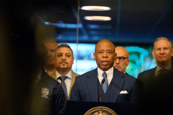 Mayor Eric Adams and senior administration officials hold a briefing to discuss the earthquake felt in the greater New York City area this morning. New York City Emergency Management Headquarters, Brooklyn. Friday, April 5, 2024. Credit: Ed Reed/Mayoral Photography Office.