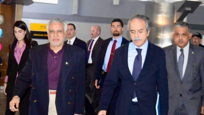 اسحاق ڈار سلامتی کونسل کے اجلاس سمیت اہم ملاقاتوں کےلئے امریکہ پہنچ گئے