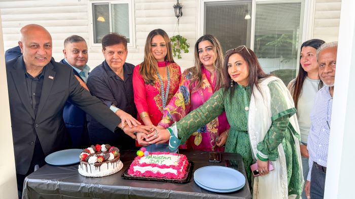 نیویارک میں سید علمدار شاہ کے زیر اہتمام یوم آزادی پاکستان منایاگیا