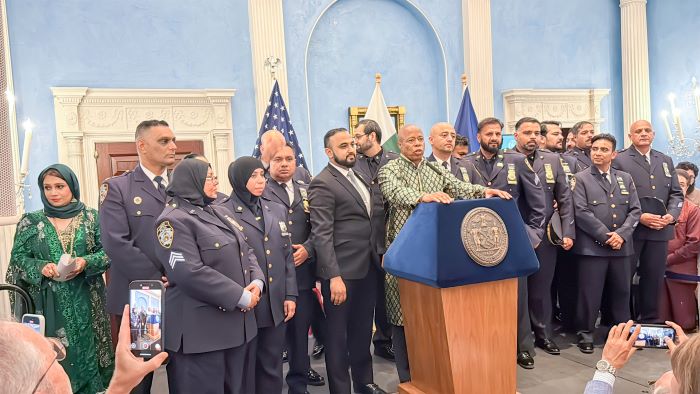 مئیر نیویارک ایرک ایڈمز کے زیر اہتمام سرکاری رہائشگاہ پر پہلی بار یوم پاکستان کی تاریخی تقریب