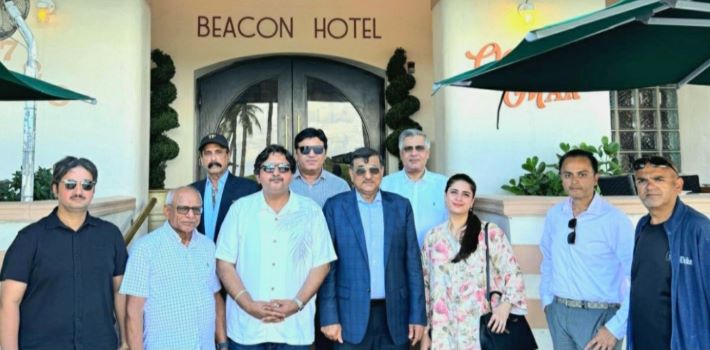 امریکی ریاست فلوریڈ ا کے شہر میامی میں سپیکر پنجاب اسمبلی ملک احمد خان کے اعزاز میں میاں طاہر اسماعیل کا استقبالیہ