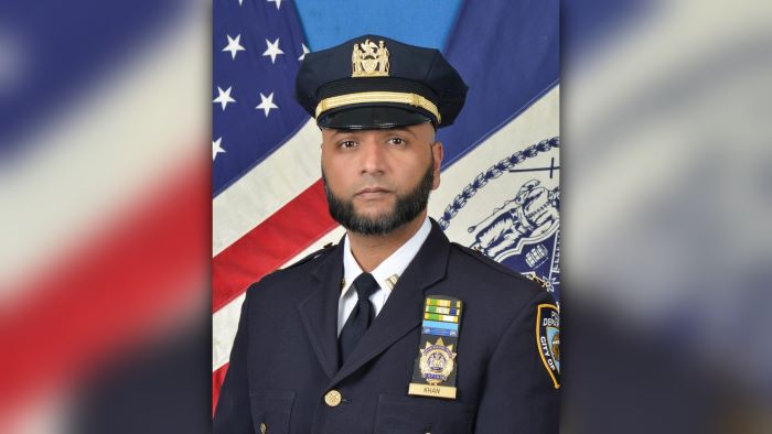 نیویارک پولیس ڈیپارٹمنٹ میں ایک اورپاکستانی امریکن، کیپٹن احتشام خان کمانڈنگ آفیسر مقرر