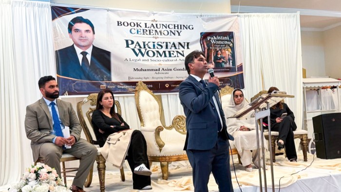 نیویارک میں محمد عاصم گوندل کی کتاب Pakistani Womenکی تقریب رونمائی